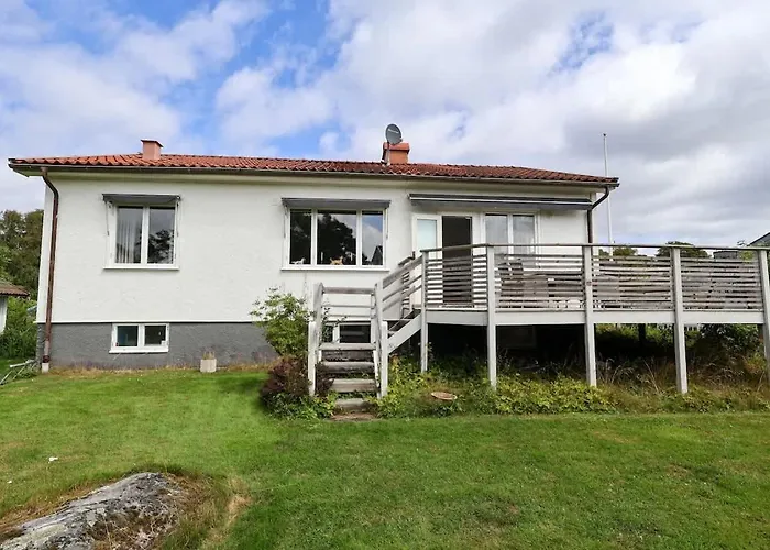 6 Beds - 4 Bedroom - For Workers - Volvo - Parking * Gothenburg