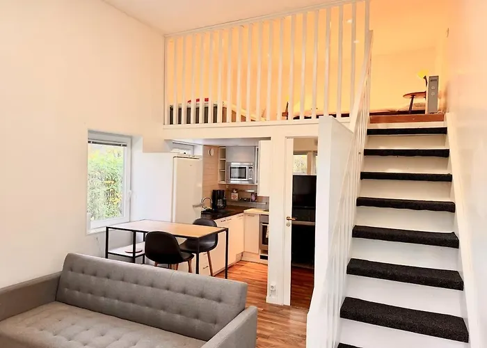 Workers - 2 Beds - Free Parking -volvo *