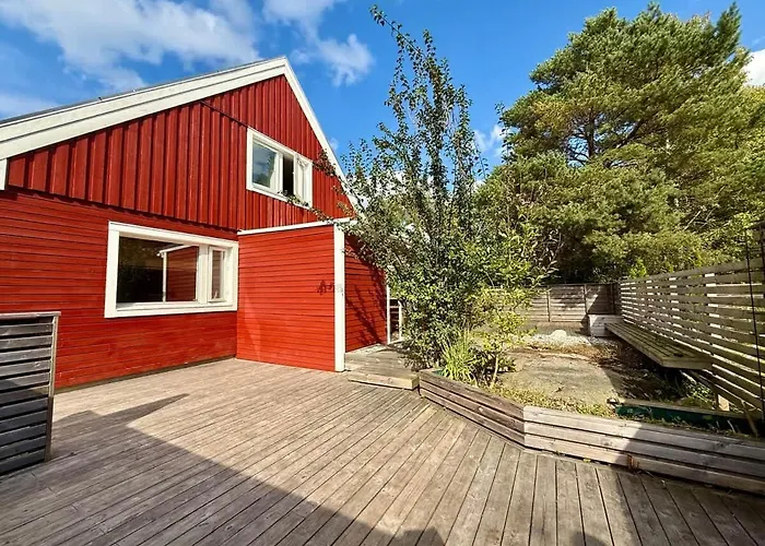 Workers - 8 Beds - 4 Bedroom - 2 Bath 別荘