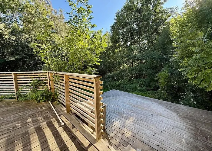 Workers - 5 Bedroom - 2 Bath - Volvo - Parking Vakantiehuis Gotenburg