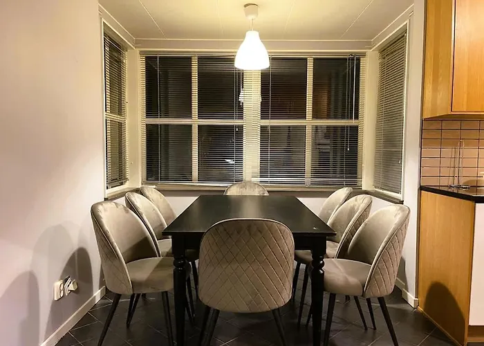 Three Floors Workers Vakantiehuis *