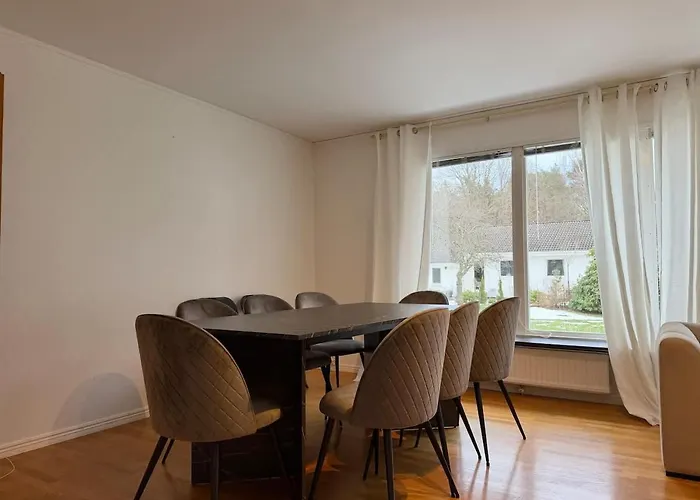 Workers Spacious Semesterbostad *