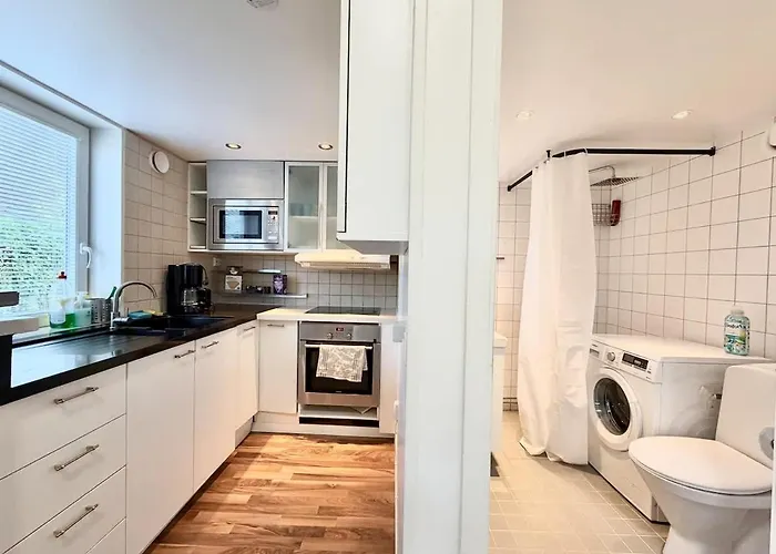 Workers - 2 Beds - Free Parking -volvo