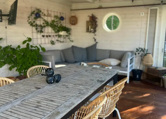 Villa The Scandic Luxe - Landvetter Airport Gotemburgo