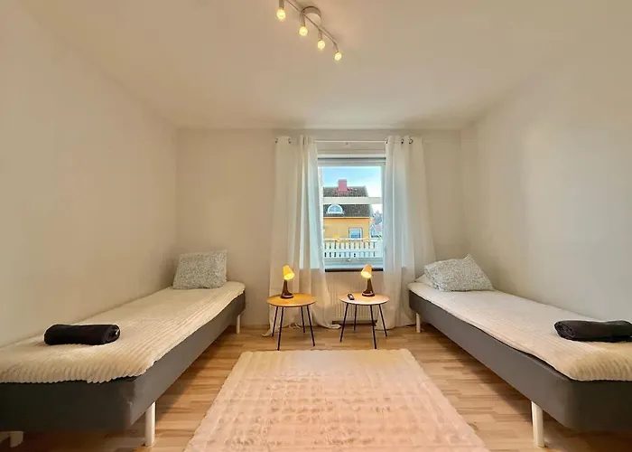 Feriehus Workers Big - 5 Bedroom - 2 Bath - Volvo Göteborg