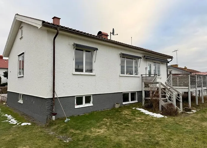 6 Beds - 4 Bedroom - For Workers - Volvo - Parking * Göteborg