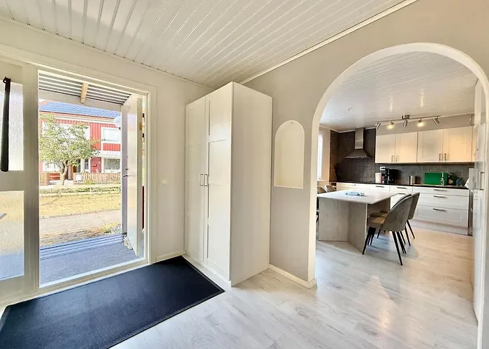 Workers - 8 Beds - 4 Bedroom - 2 Bath Semesterbostad