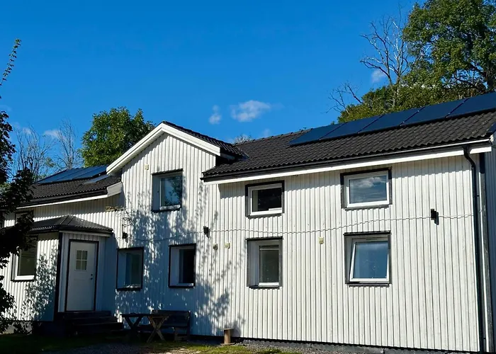 Workers • 19 Beds • 3 Kitchens • Volvo • Parking Holiday home *