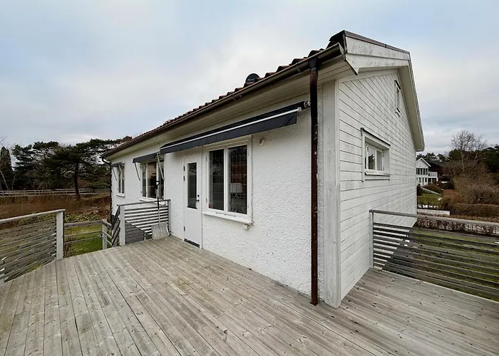 6 Beds - 4 Bedroom - For Workers - Volvo - Parking * Göteborg