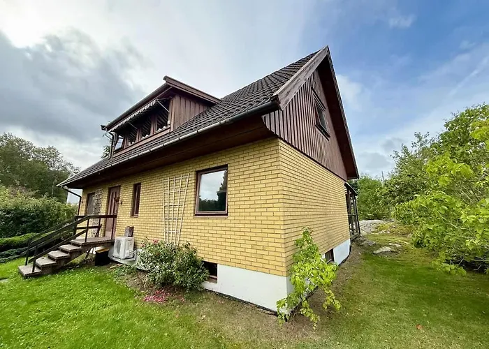 Workers - 11 Beds - Parking - Near Volvo 別荘