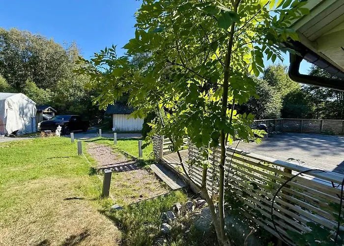 Workers - 5 Bedroom - 2 Bath - Volvo - Parking Holiday home *