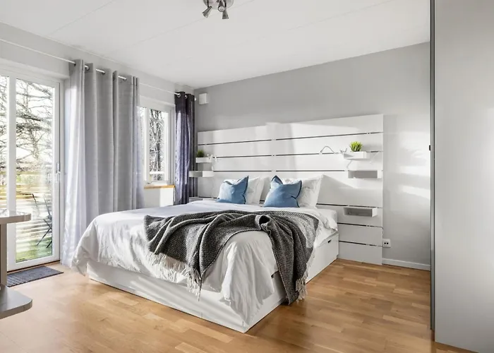 Modern House Near Hastevik And Lovely Nature *