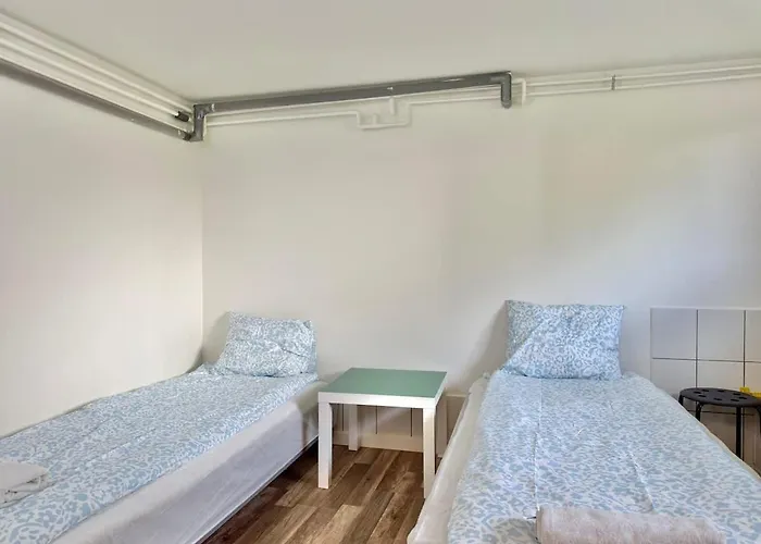 Ferienhaus Workers - 3 Bedroom - 6 Beds - Free Parking *