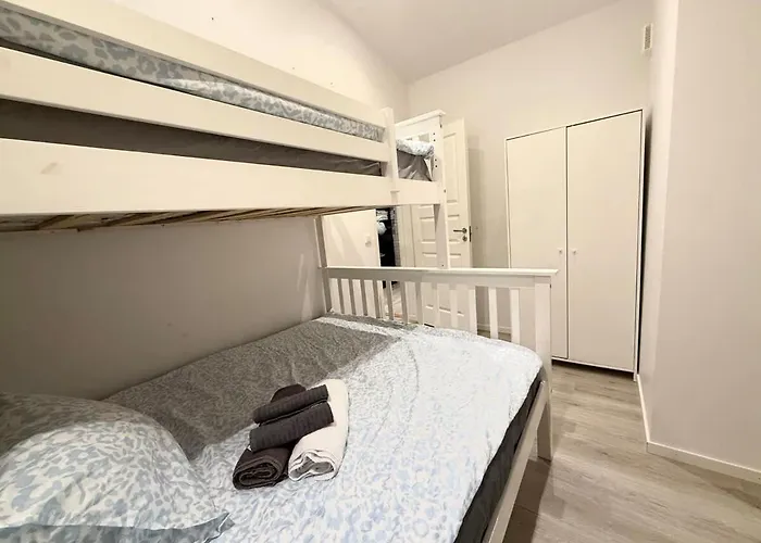 Ferienhaus Premium Workers - 3 Beds - Volvo - Parking *