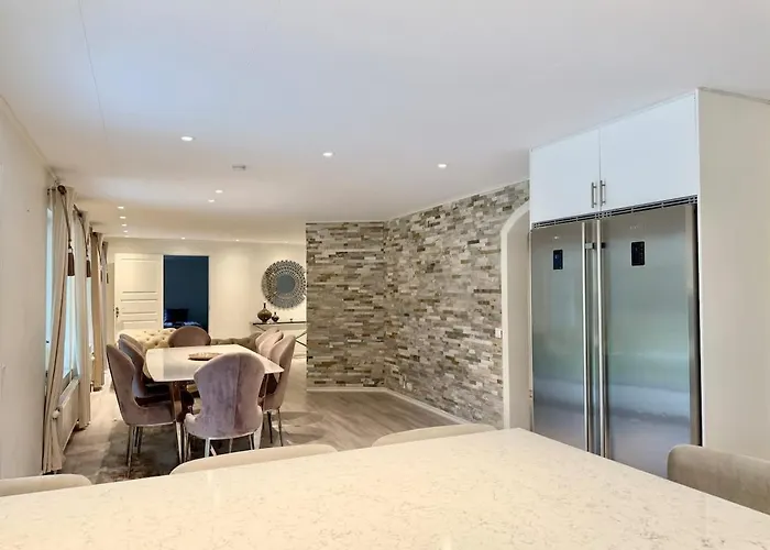 Workers - 7 Br - 15 Beds - 3 Bath * Goteborg