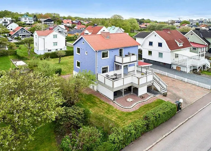 Workers - 4br - 8 Beds - 2 Kitchens - Volvo *