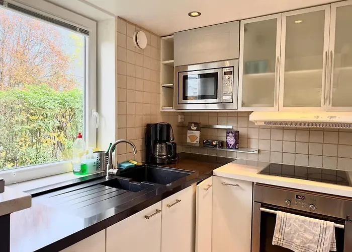 Workers - 2 Beds - Free Parking -volvo * Gothenburg