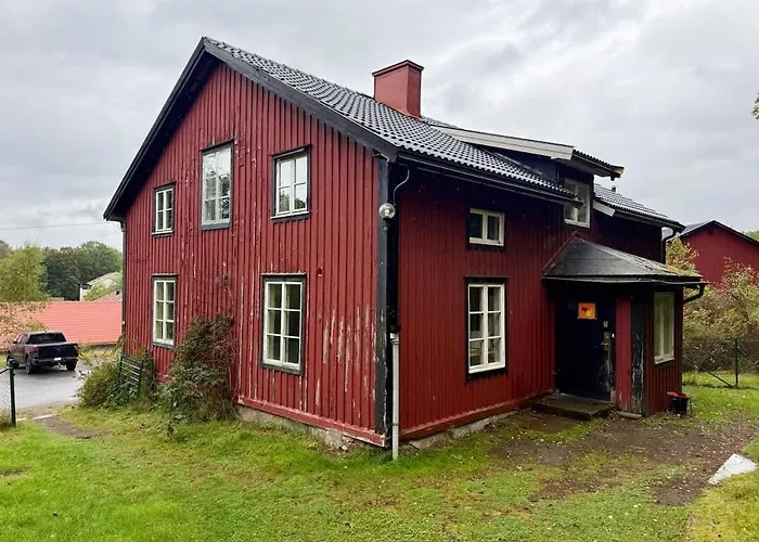 Workers Dream - 10 Bedroom - 14 Beds - Volvo Göteborg