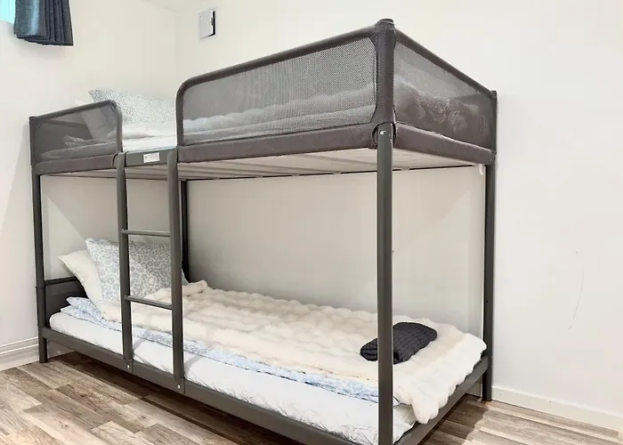 Workers Basement - 3 Bedroom - 6 Beds - 2 Baths - Parking - Volvo *