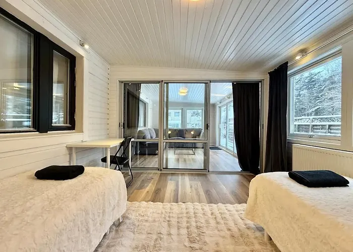 Workers Premium - 5 Bedroom - 10 Beds - Parking Göteborg