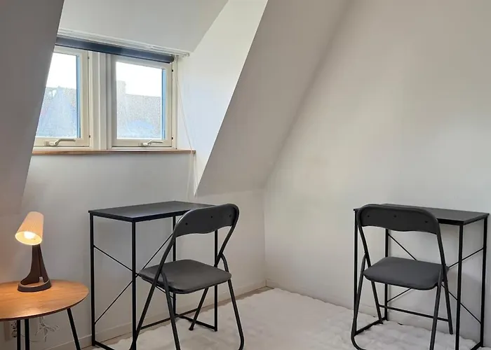 Workers Big - 5 Bedroom - 2 Bath - Volvo