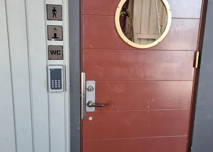 Båthotell Cozy Sailboat In