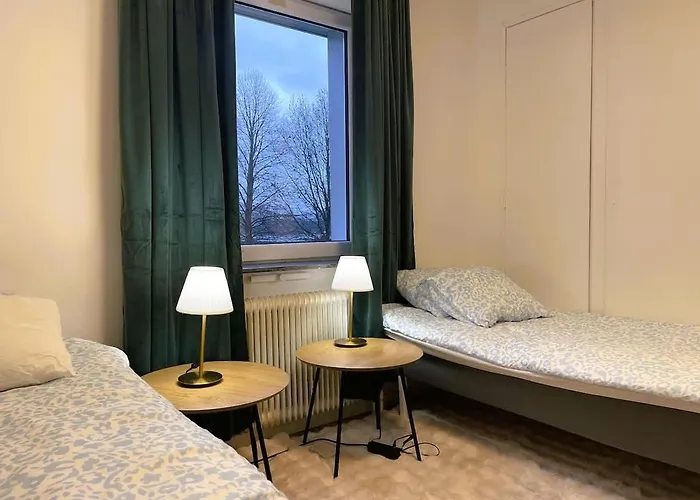 Workers - 4br - 8 Beds - Tv In Every - Parking 度假居 哥德堡