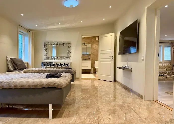 Workers - 7 Br - 15 Beds - 3 Bath Casa vacanze *