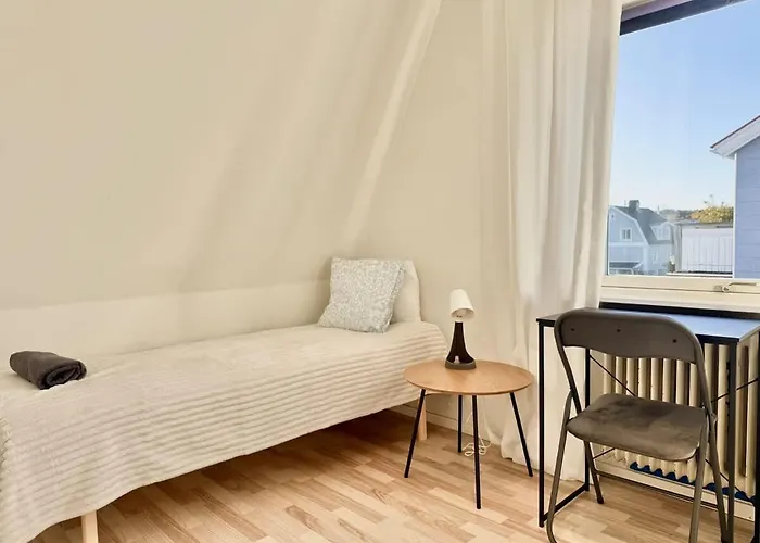 Workers Big - 5 Br - 2 Bath - Volvo * Goteborg