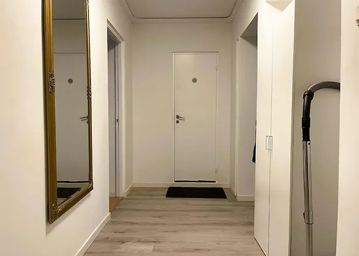 Workers - 4br - 8 Beds - Tv In Every - Parking 度假居 *