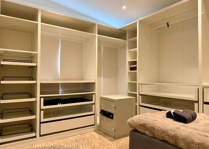 Workers - 7 Br - 15 Beds - 3 Bath Casa vacanze