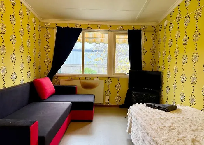 בית נופש Workers - 4br - 4 Beds - Parking - Near Volvo *