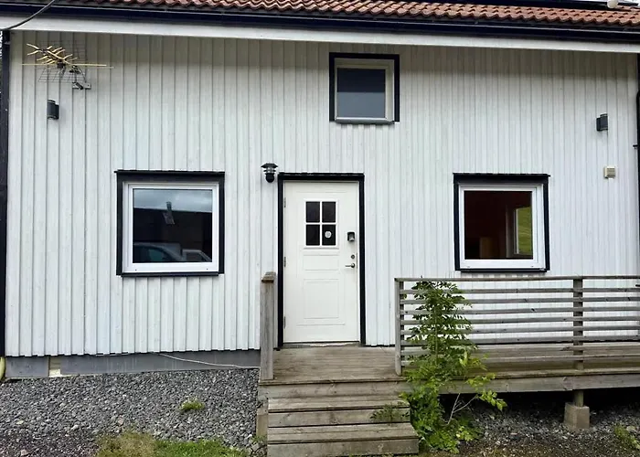 Workers - 4 Beds - Near Volvo - Parking Göteborg