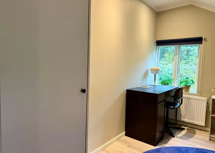 Workers Dream - 10 Bedroom - 14 Beds - Volvo Semesterbostad Göteborg