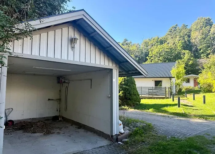 Workers - 5 Bedroom - 2 Bath - Volvo - Parking Vakantiehuis