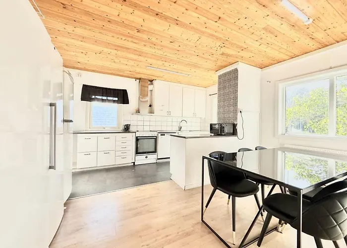 Holiday home Perfect Workers - 11 Beds - 7 Bedroom - 2 Baths - Volvo Gothenburg