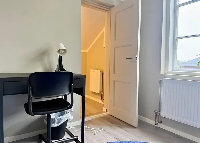 Workers Dream - 10 Bedroom - 14 Beds - Volvo Semesterbostad