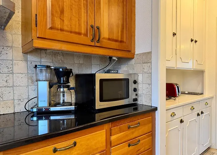 別荘 6 Beds - 4 Bedroom - For Workers - Volvo - Parking ヨーテボリ