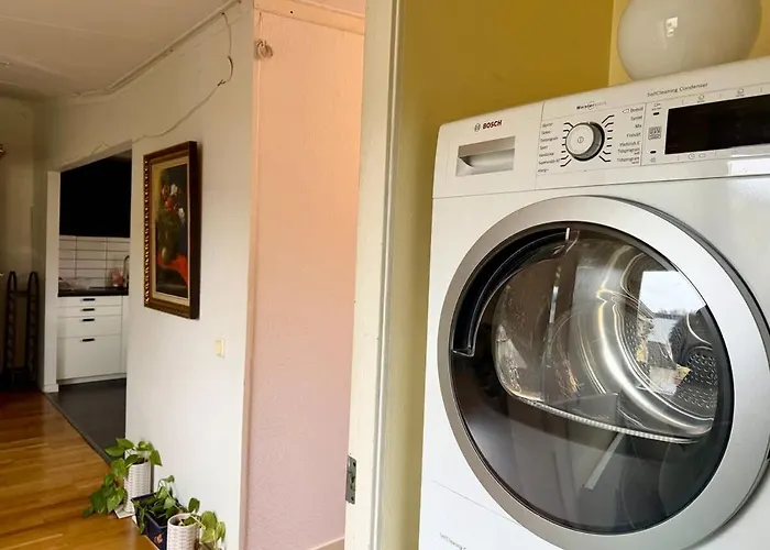 Semesterbostad Workers - 4br - 4 Beds - Parking - Near Volvo Göteborg