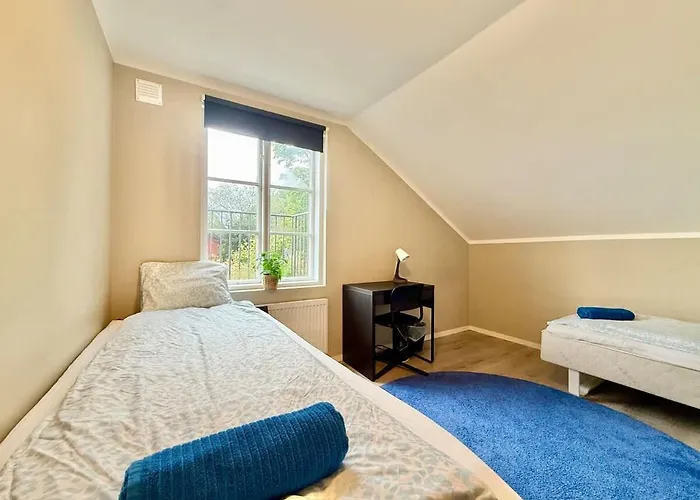 Tatil Evi Workers Dream - 10 Bedroom - 14 Beds - Volvo Göteborg