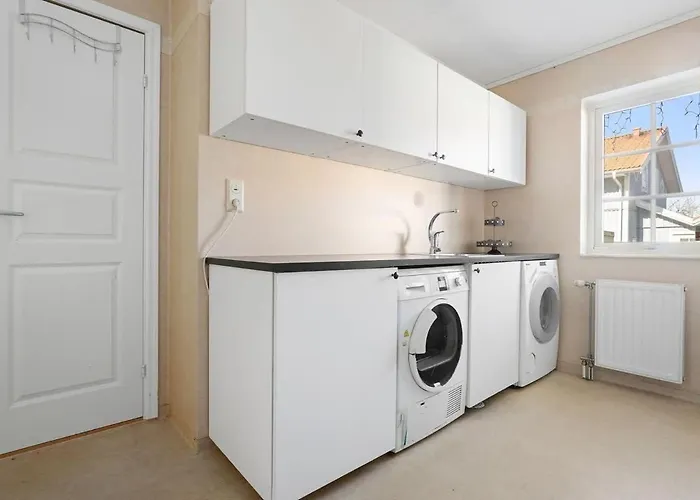 Workers - 7 Br - 15 Beds - 3 Bath * Goteborg