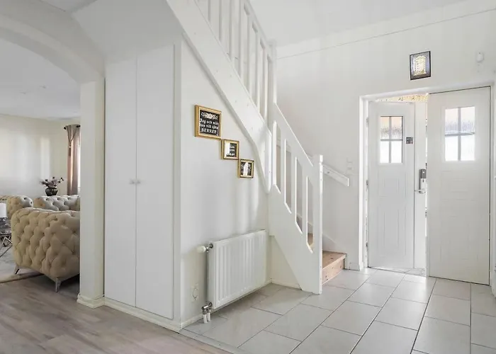 Workers - 7 Br - 15 Beds - 3 Bath * Goteborg