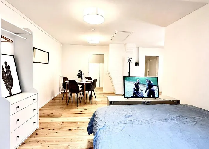 Family & Worker In Сasa de vacaciones Gotemburgo