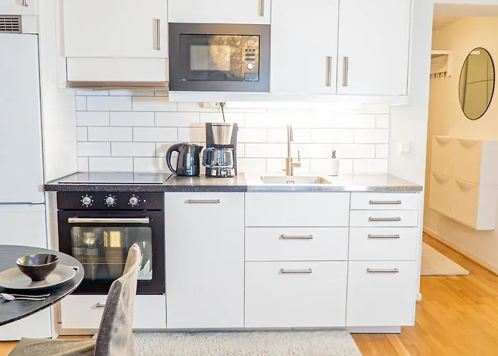 Convenient Duplex In With Privacy & Comfort