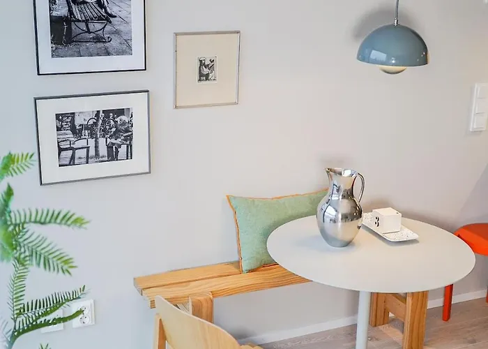 Thoughtfully Fine Designed 1br In Prime Location Appartement Gotenburg