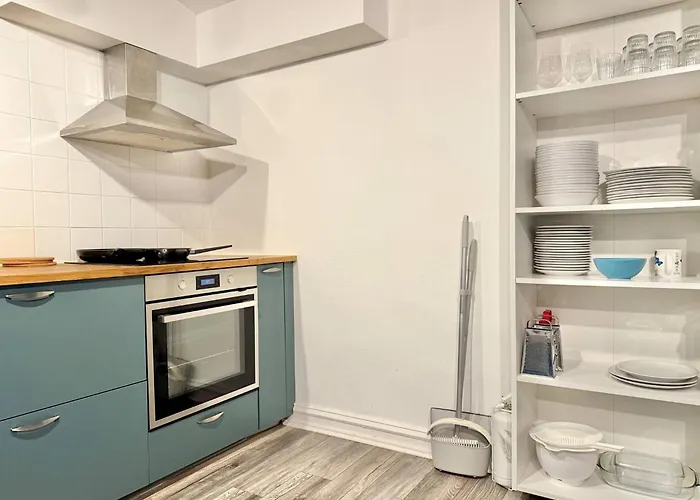 Workers Hq • 7br • 16 Beds • Center Gothenburg