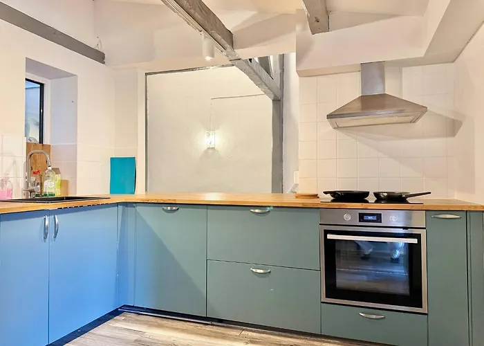 Workers Hq • 7br • 16 Beds • Center Gotenburg