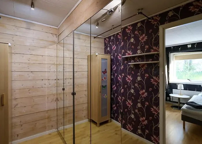 Workers - 8 Beds - Free Parking - Near Volvo Goteborg