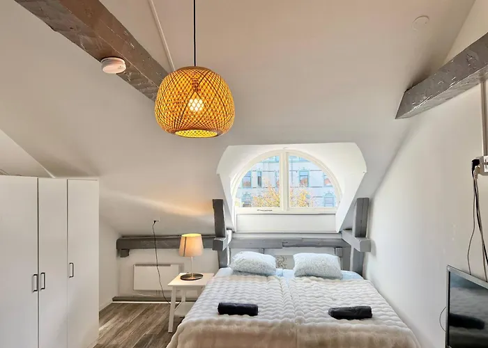 Workers Hq • 7br • 16 Beds • Center Gotenburg