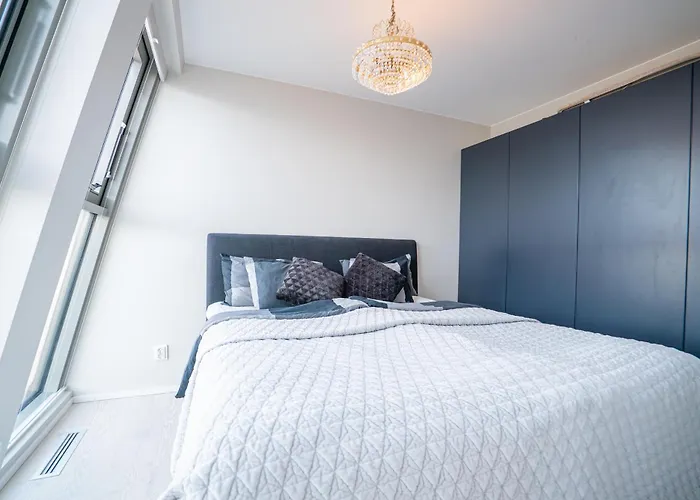 公寓 Floor With Rooftop, 1br In Great Location *